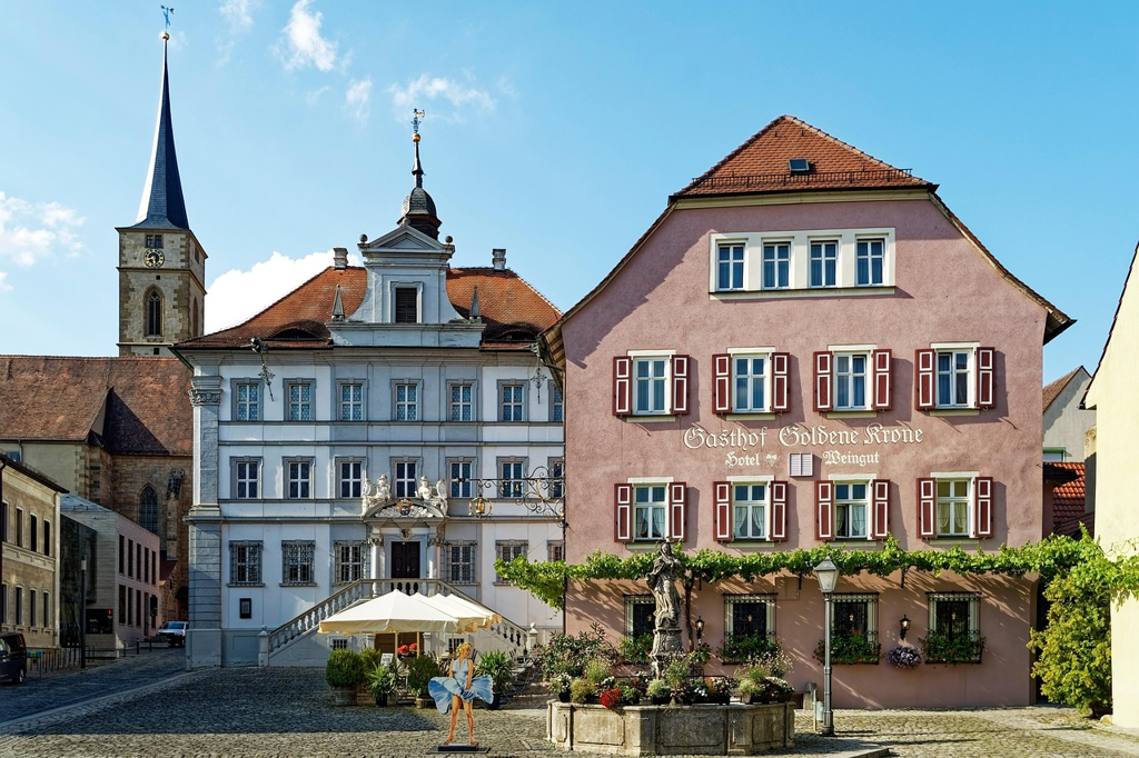 Burg und Felsformationen in der Fränkischen Schweiz – Aussichtspunkt bei Gößweinstein