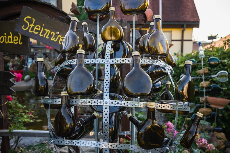 Moderner Bocksbeutel PS, Flaschenform für Frankenwein