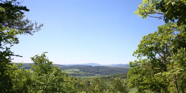 Offene Rhönlandschaft an der Extratour Ostheimer
