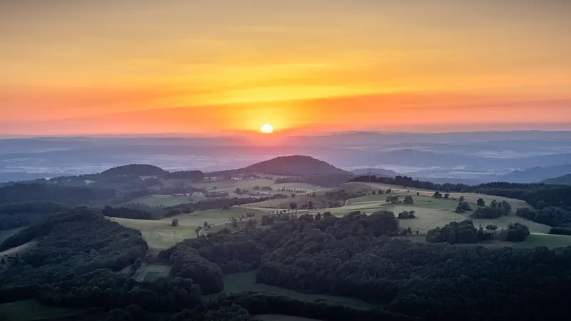 Blick über die Fränkische Schweiz mit seinen malerischen Tälern.