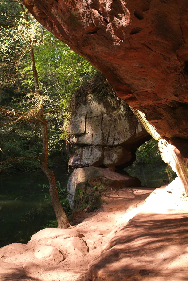 Felsformation in der Gustav-Adolf-Höhle in der Schwarzachklamm