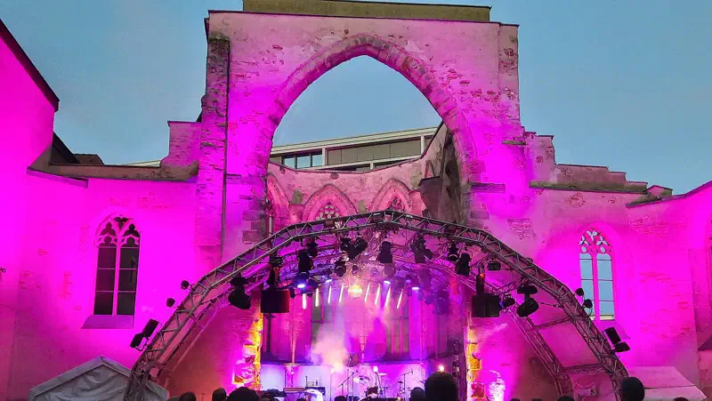 Katharinenruine in Nürnberg als Spielort des SommerNachtFilmFestivals