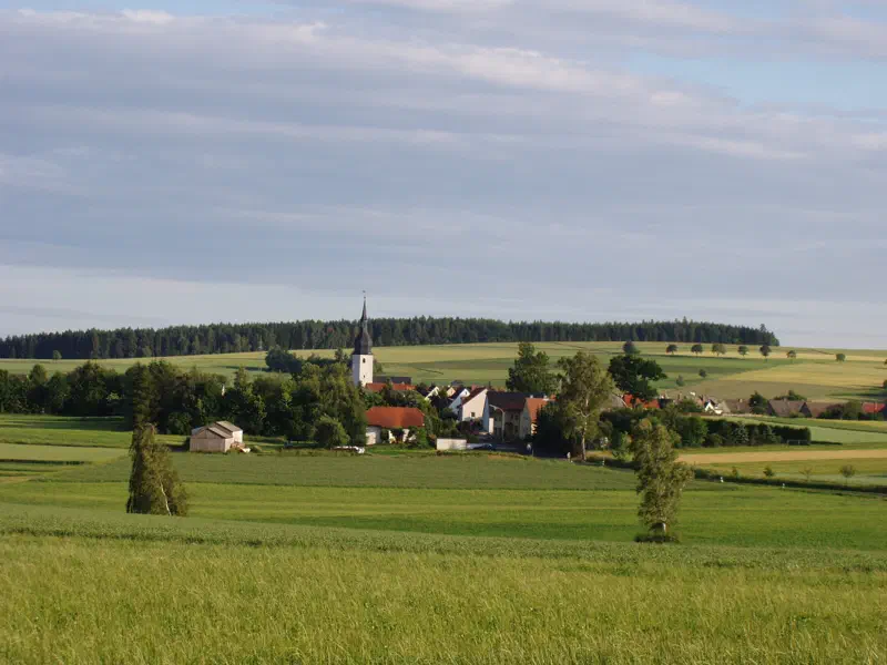 Ortsansicht von Thiersheim als Ziel des Apfel- und Gartenmarkts