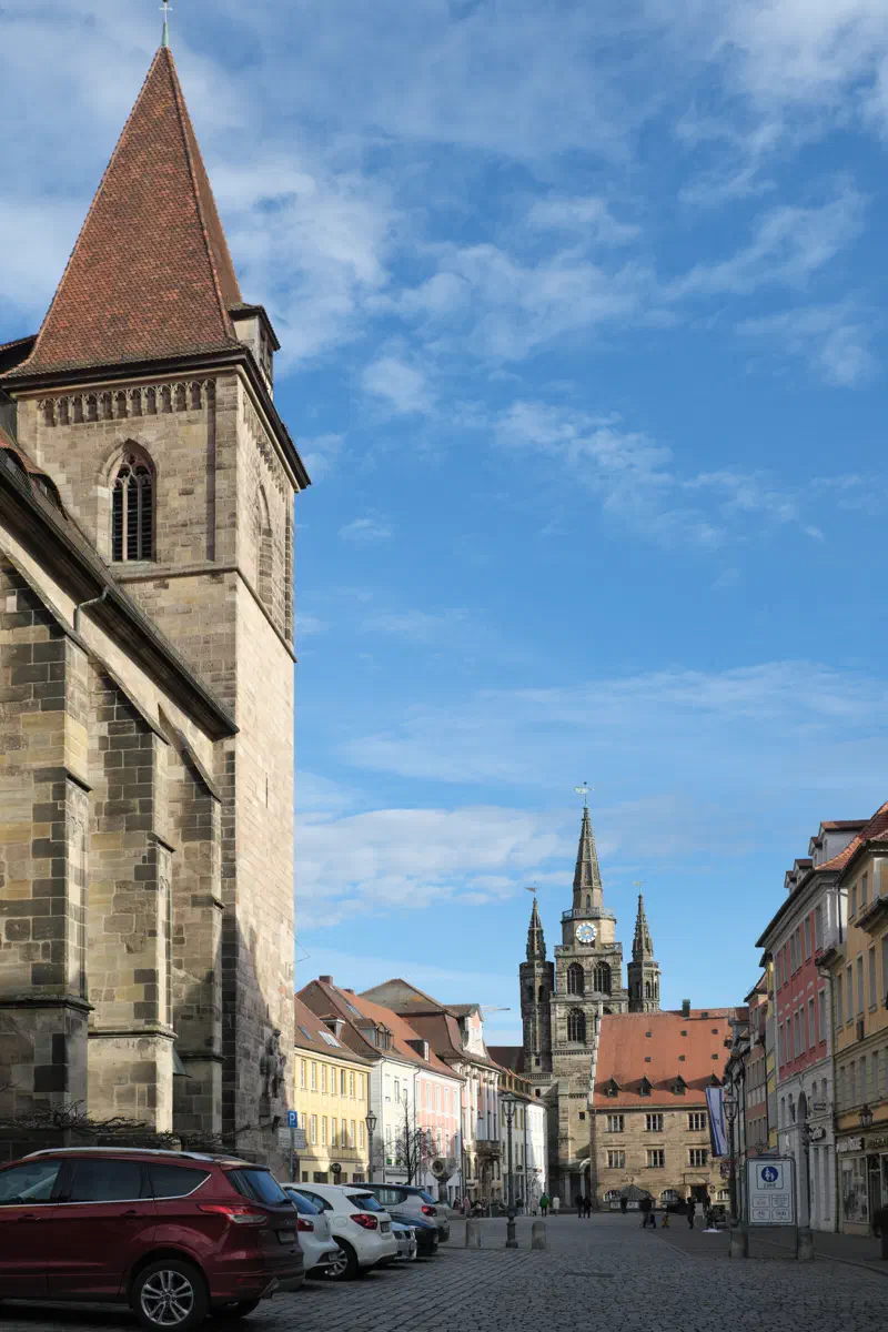 Martin-Luther-Platz in der Ansbacher Altstadt mit St. Gumbertus