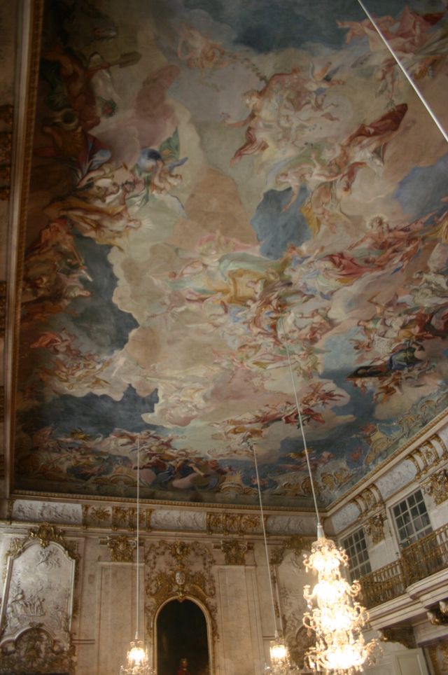 Festsaal der Markgräflichen Residenz Ansbach mit Deckenfresko