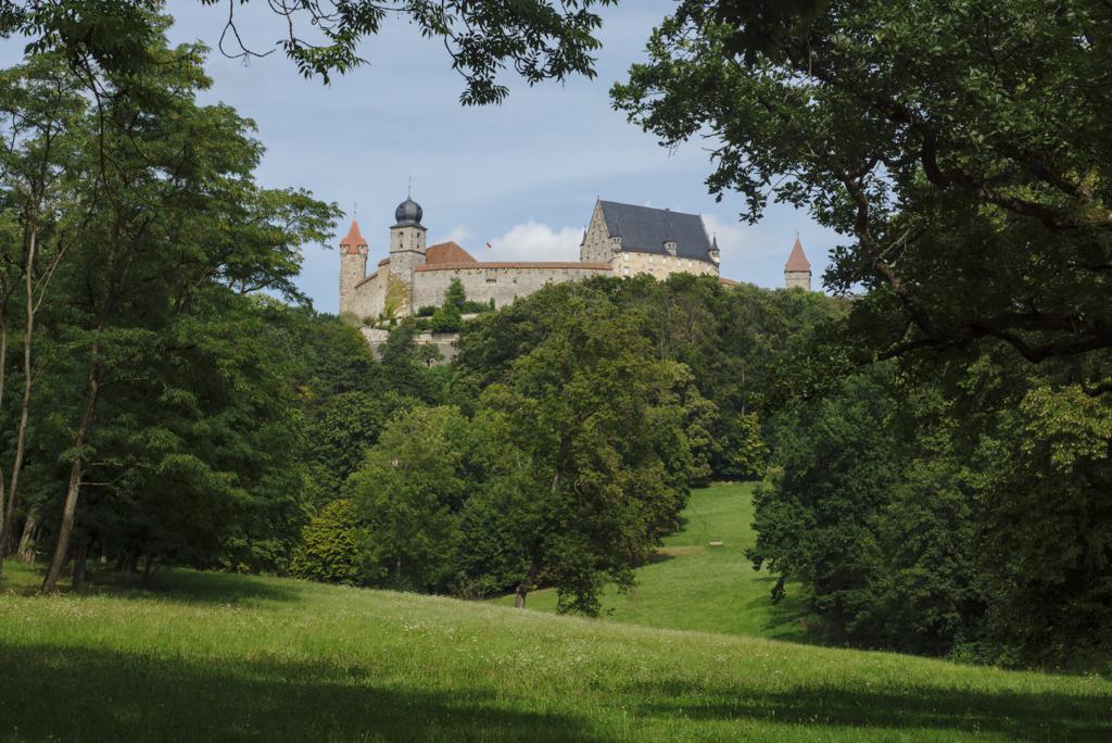 Coburg Sehenswürdigkeiten mit Veste über dem Hofgarten