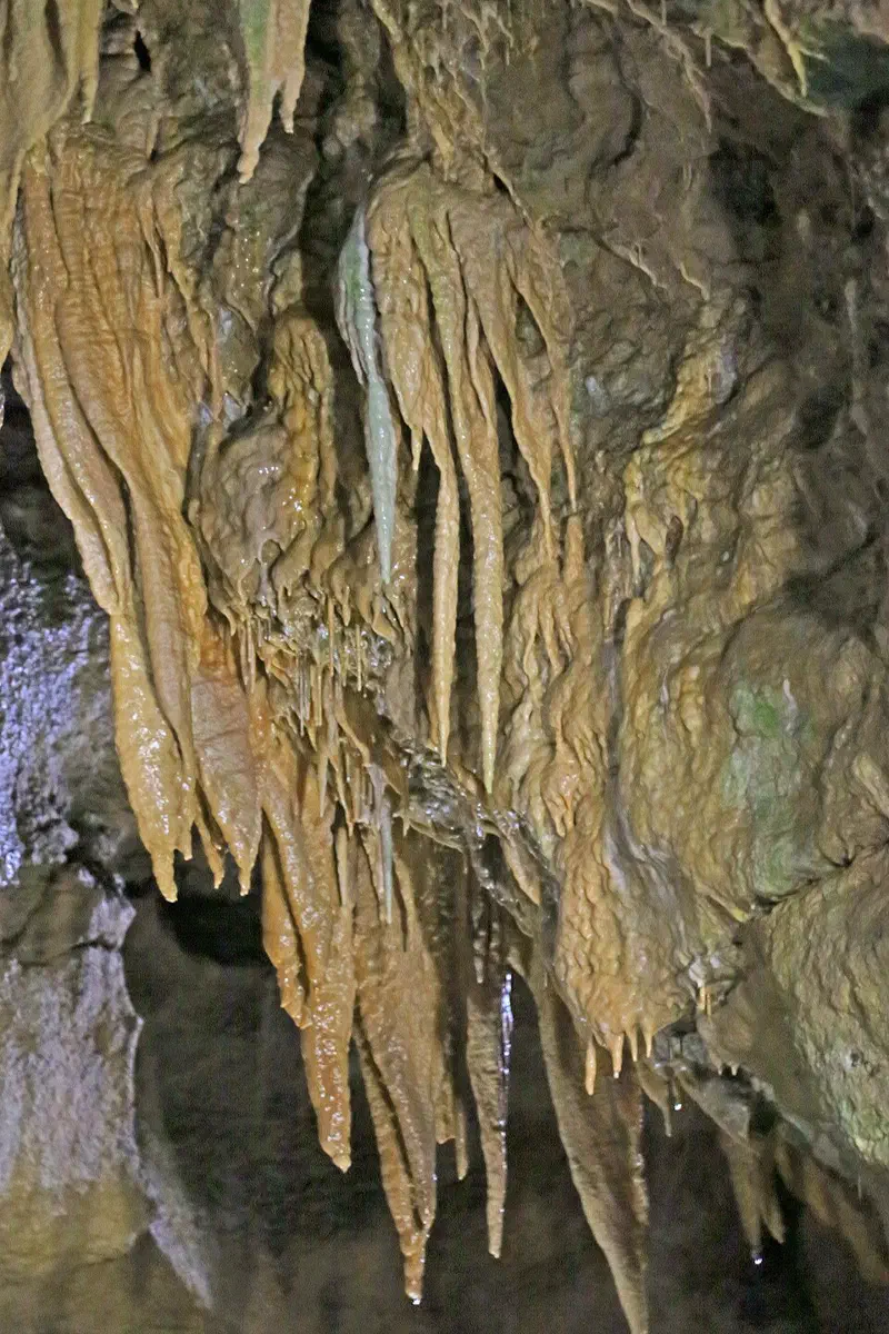 Tropfsteine in der Teufelshöhle Pottenstein
