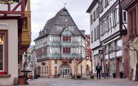 Historischer Fachwerkkomplex des Hotels zum Riesen in Miltenberg
