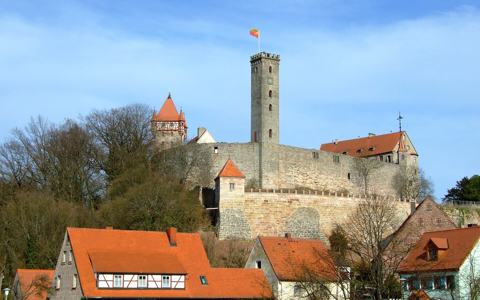 Burg Abenberg mit Schottenturm im Fränkischen Seenland