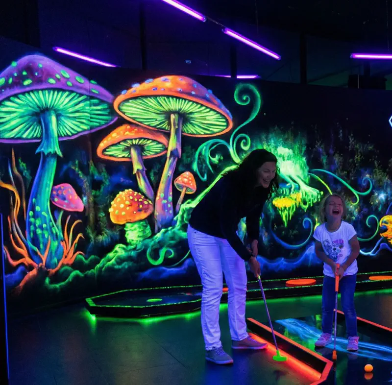 Schwarzlichtfabrik Würzburg